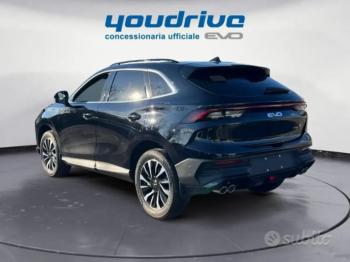 Usata EVO Evo 6 177 CV (130 kW) 2024 Nero SUV