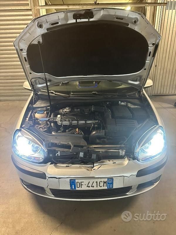 Usata VW Golf 2006 Grigio Coupé