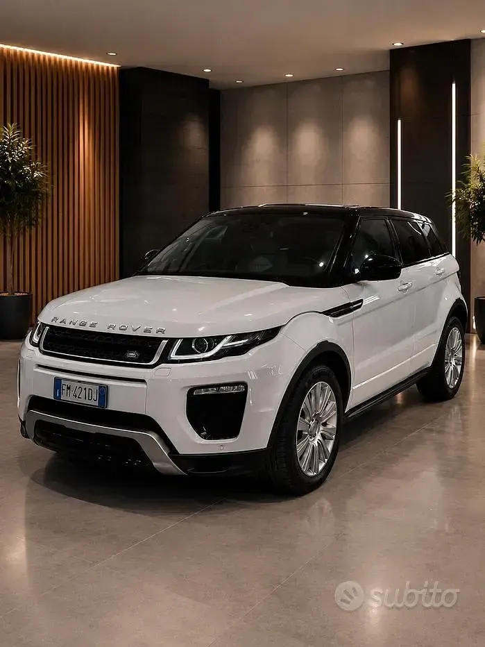 Usata Land Rover Range Rover evoque SE 179 CV (131 kW) 2017 Bianco Station wagon