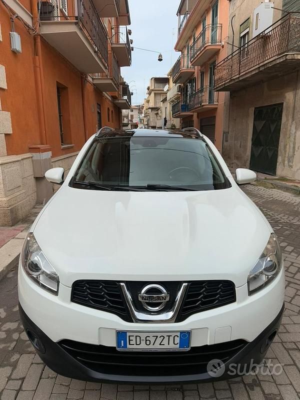 Bianco Usata 2010 Nissan Qashqai N-TEC SUV | 6790 € (Cara) - Immagine 1/4