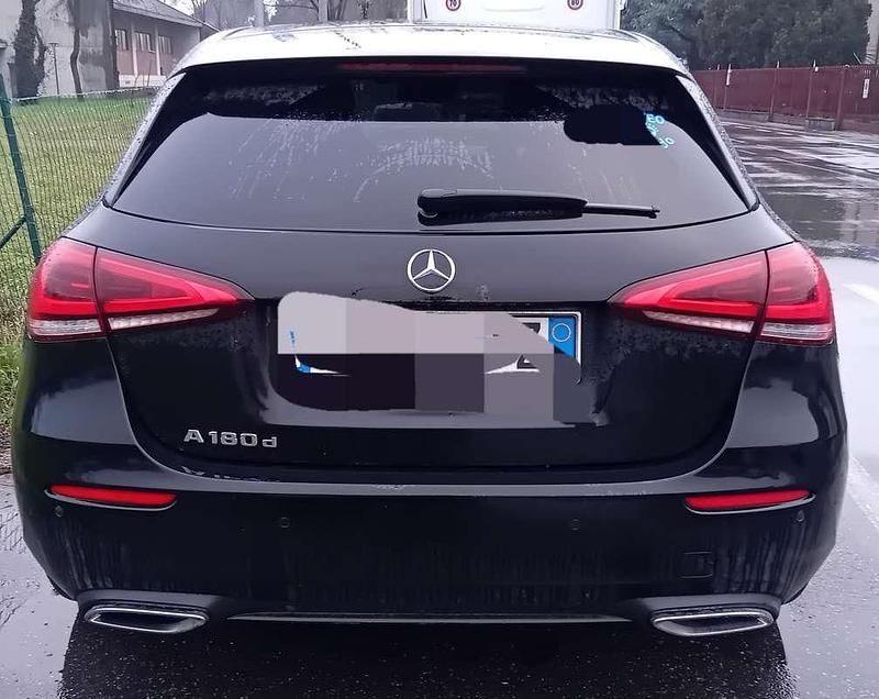 Usata Mercedes A180 Edition 116 CV (85 kW) 2021 Nero Berlina