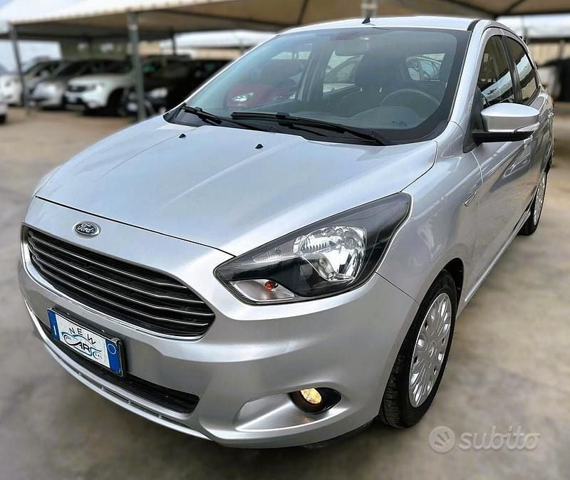 Begagnad Ford Ka Plus 71 HK (52 kW) 2017 Grå Halvkombi