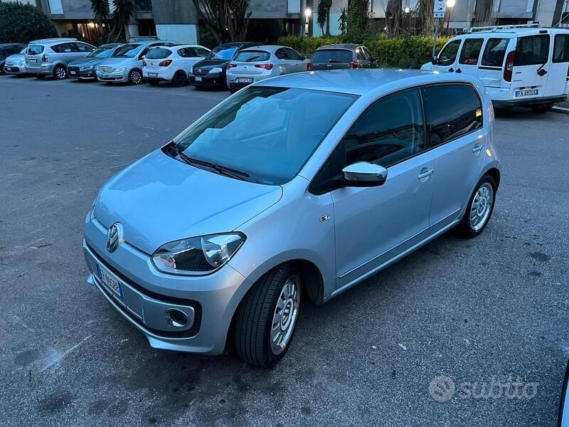 Usata VW up! high up! 75 CV (55 kW) 2012 Grigio Utilitaria