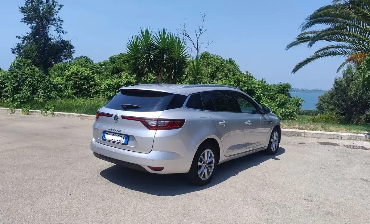 Usata Renault Mégane GrandTour Intens 116 CV (85 kW) 2019 Station wagon
