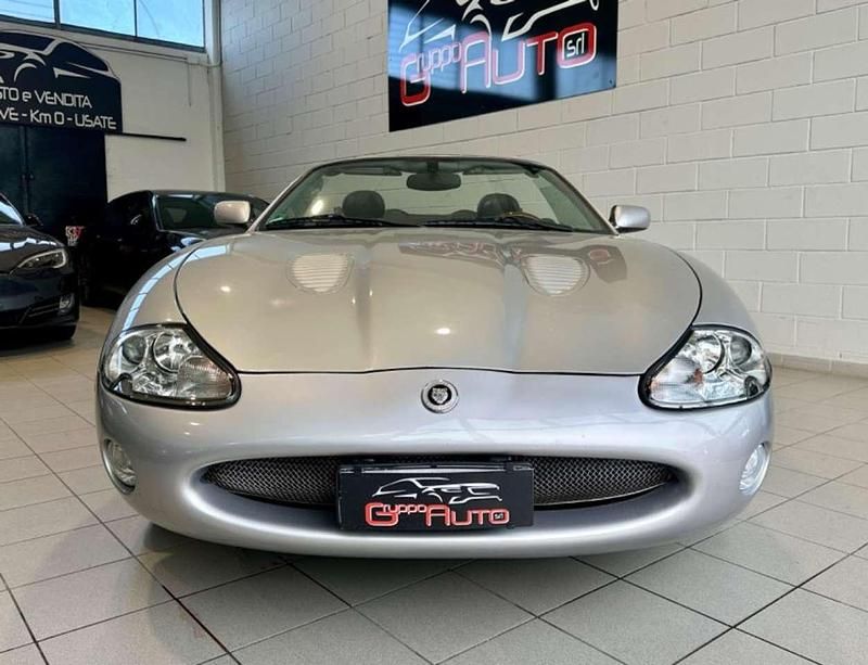 Occasion Jaguar XKR 363 PK (266 kW) 2002 Zilver Cabriolet