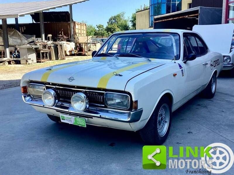 Bianco Usata 1969 Opel Commodore Coupé | 35.000 € - Immagine 1/4