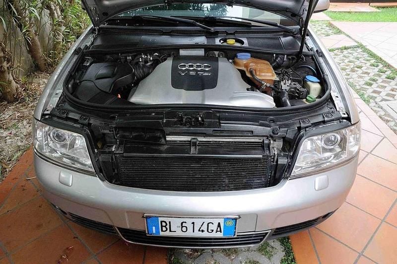 Usata Audi A6 Ambiente 179 CV (131 kW) 2000 Argento Berlina