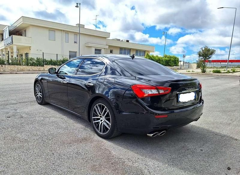 Usata Maserati Ghibli 275 CV (202 kW) 2016 Nero Berlina