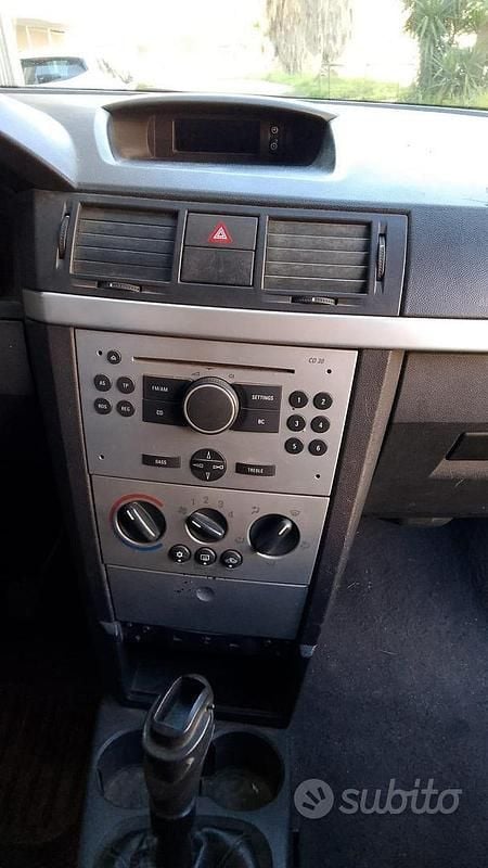 Usata Opel Meriva 69 CV (50 kW) 2005 Monovolume