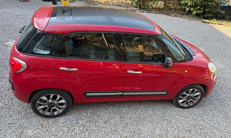 Usata Fiat 500L Lounge 102 CV (75 kW) 2013 Rosso Monovolume