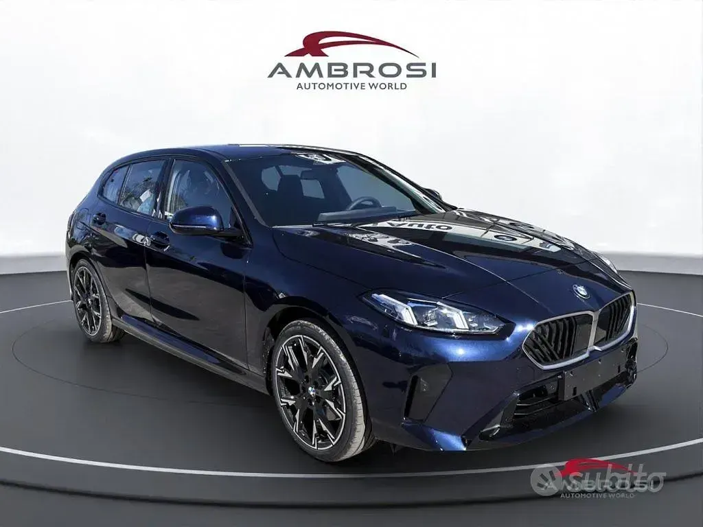 Nuova BMW 118 M Sport 150 CV (110 kW) 2026 Blu Utilitaria