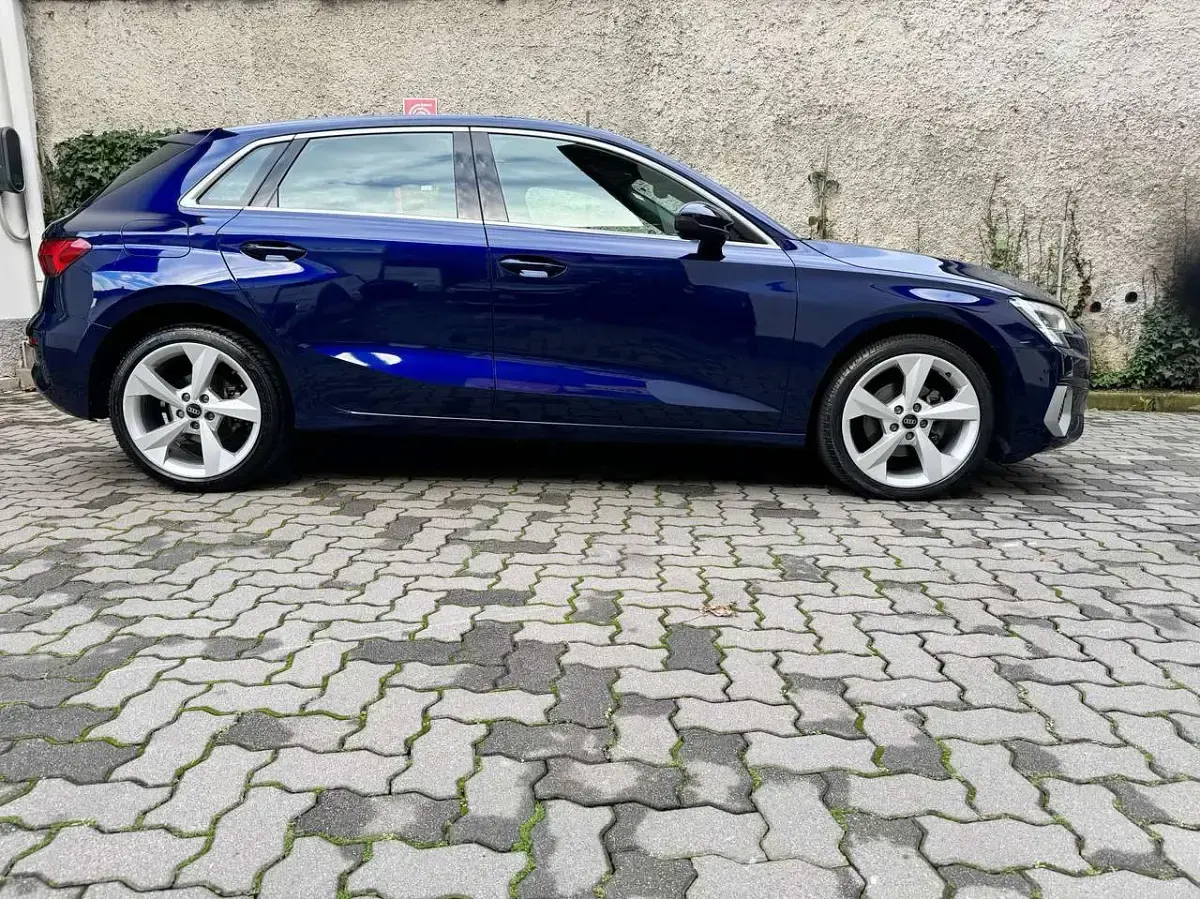 Usata Audi A3 Advanced 150 CV (110 kW) 2022 Blu/azzurro Berlina