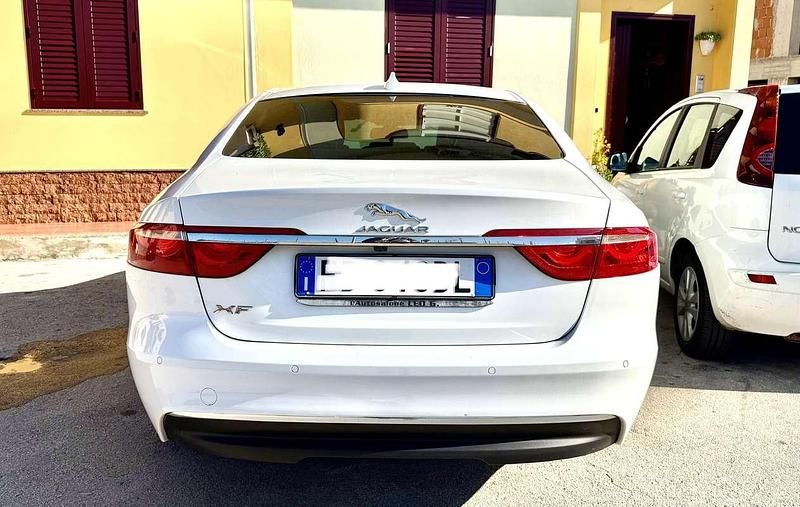 Usata Jaguar XF Business Edition 163 CV (119 kW) 2016 Berlina