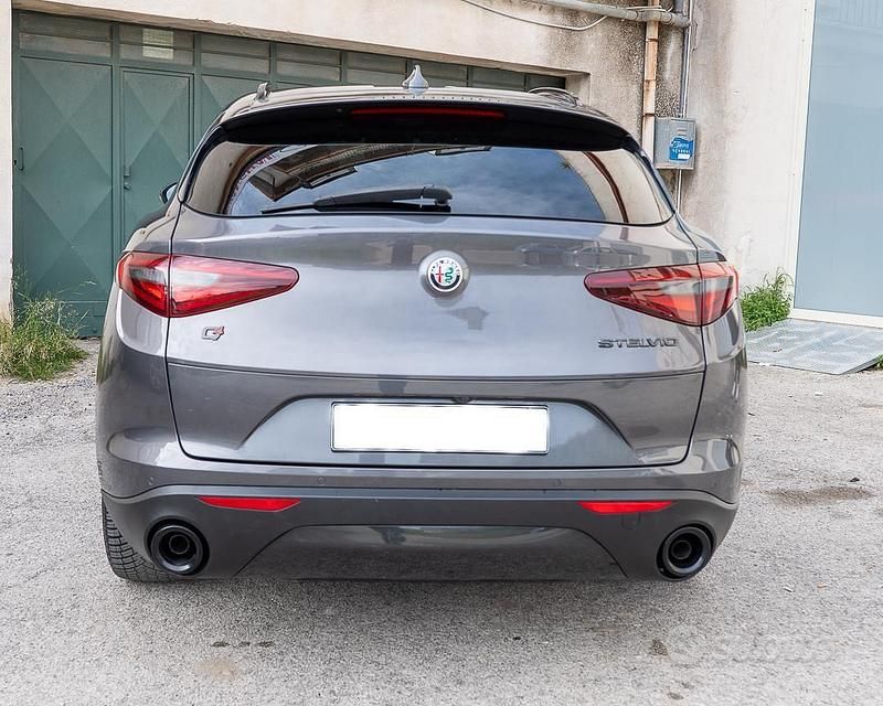 Usata Alfa Romeo Stelvio 190 CV (139 kW) 2019 SUV