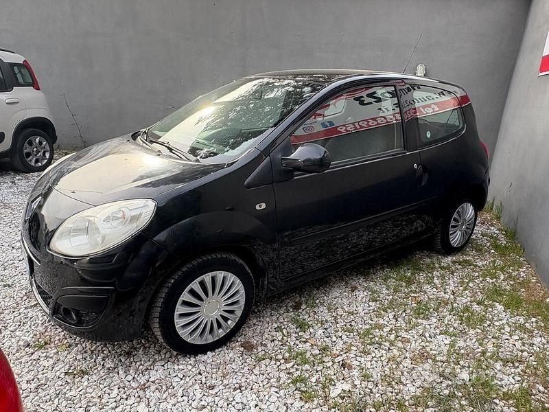 Usata Renault Twingo Dynamique 58 CV (42 kW) 2007 Nero Utilitaria