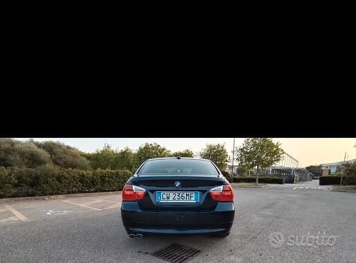Usata BMW 320 150 CV (110 kW) 2005 Blu Berlina