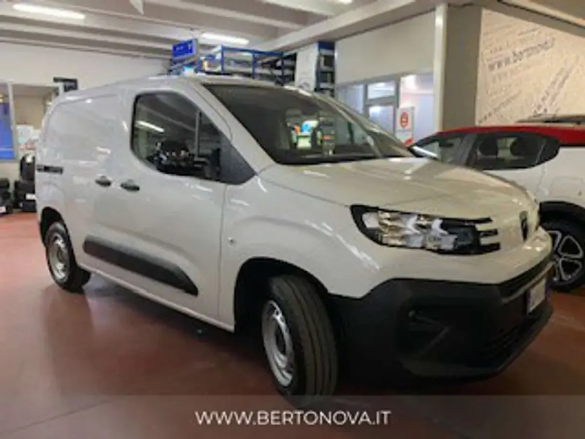 Nouvelle Citroën Berlingo 102 ch (75 kW) 2026 Blanc Monospace