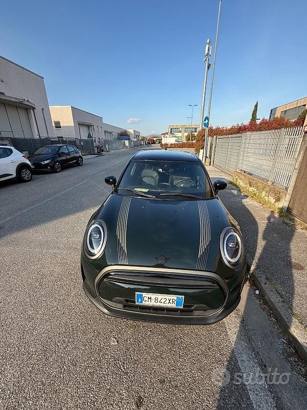 Usata Mini Cooper Resolute Edition 136 CV (100 kW) 2023 Verde Utilitaria