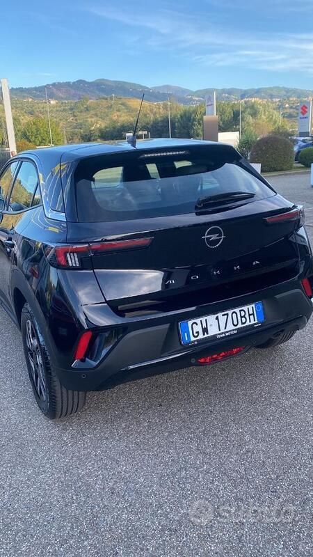 Usata Opel Mokka 136 CV (100 kW) 2025 Nero SUV