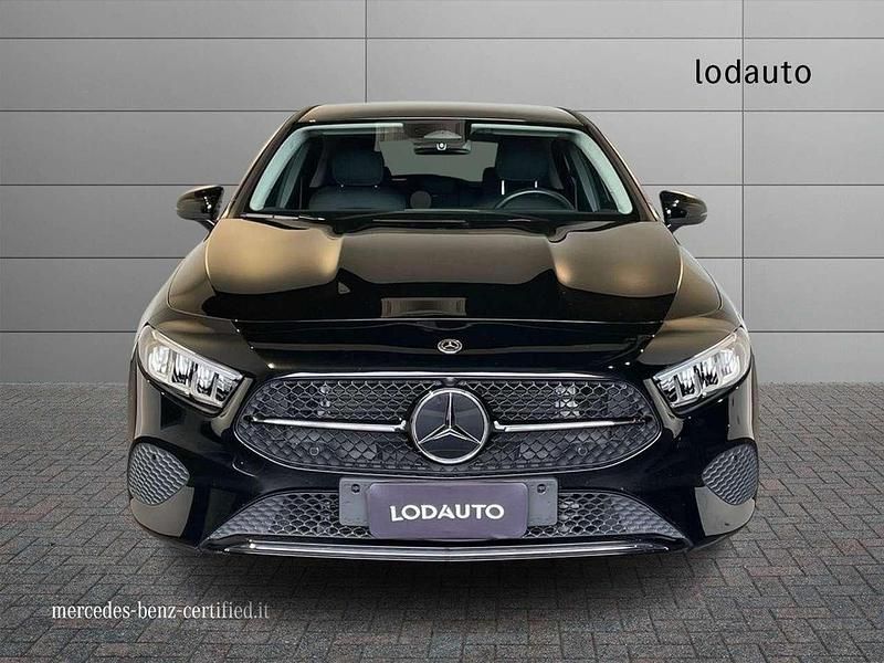 Usata Mercedes A180 Advanced 116 CV (85 kW) 2024 Nero Berlina