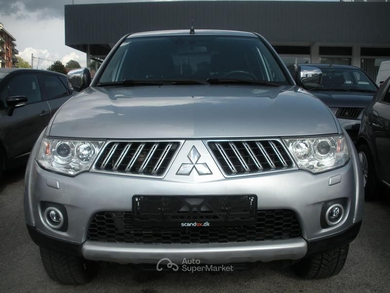 Usata Mitsubishi L200 137 CV (100 kW) 2015 Argento Pick-up