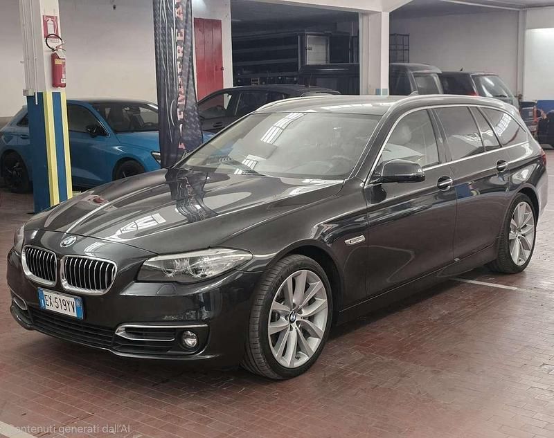 Usata BMW 525 Luxury Line 218 CV (160 kW) 2014 Grigio antracite met Station wagon