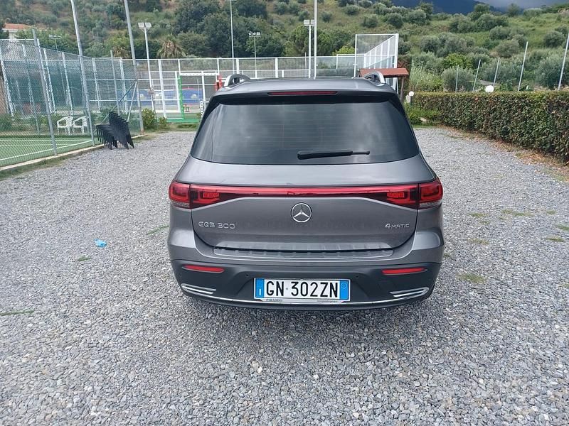 Usata Mercedes EQB300 2023 Grigio SUV