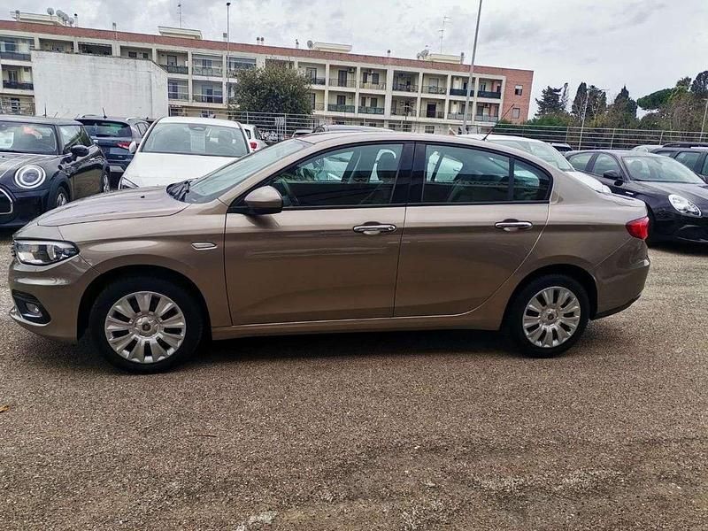 Usata Fiat Tipo Easy 95 CV (69 kW) 2017 Grigio Berlina