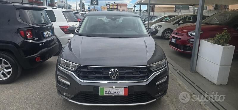 Usata VW T-Roc Style 115 CV (84 kW) 2021 Grigio SUV