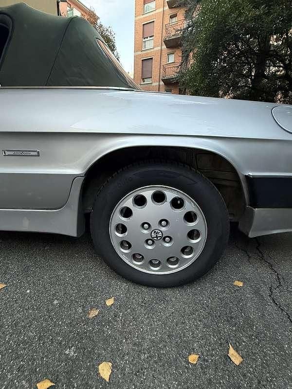 Usata Alfa Romeo Spider Quadrifoglio Verde 125 CV (91 kW) 1987 Cabrio