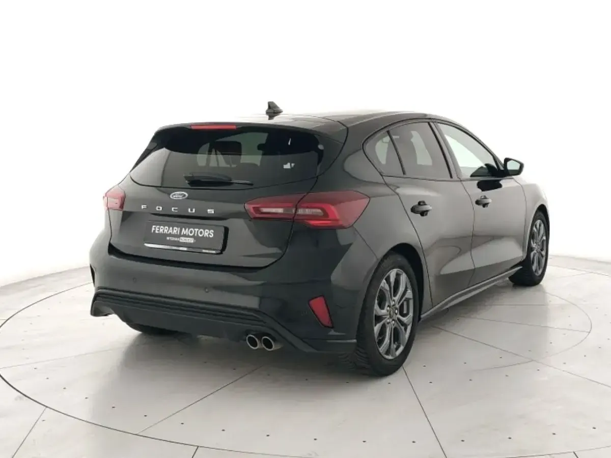 Usata Ford Focus ST-Line 125 CV (91 kW) 2025 Nero Berlina