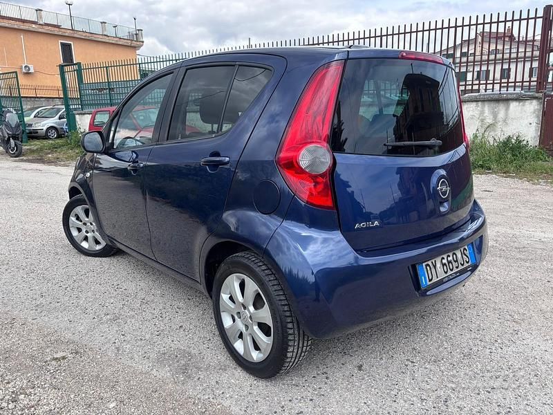 Usata Opel Agila 2007 Blu Utilitaria