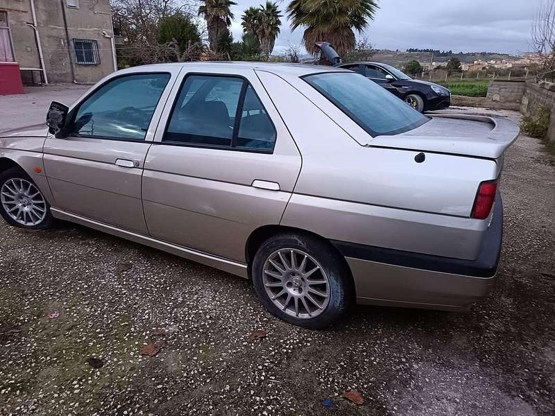 Usata Alfa Romeo 155 186 CV (136 kW) 1996 Berlina