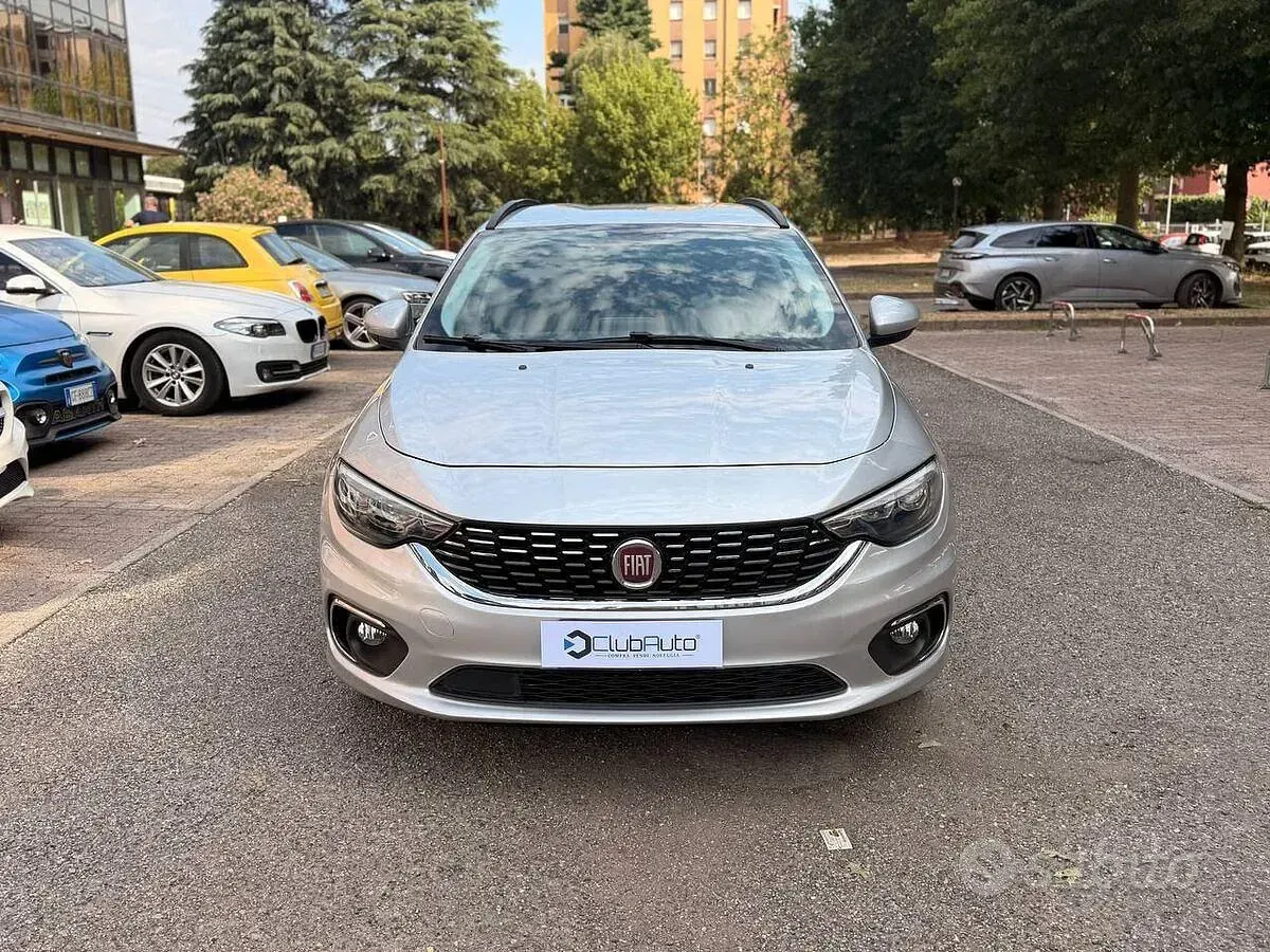 Usata Fiat Tipo Lounge 120 CV (88 kW) 2020 Grigio Station wagon