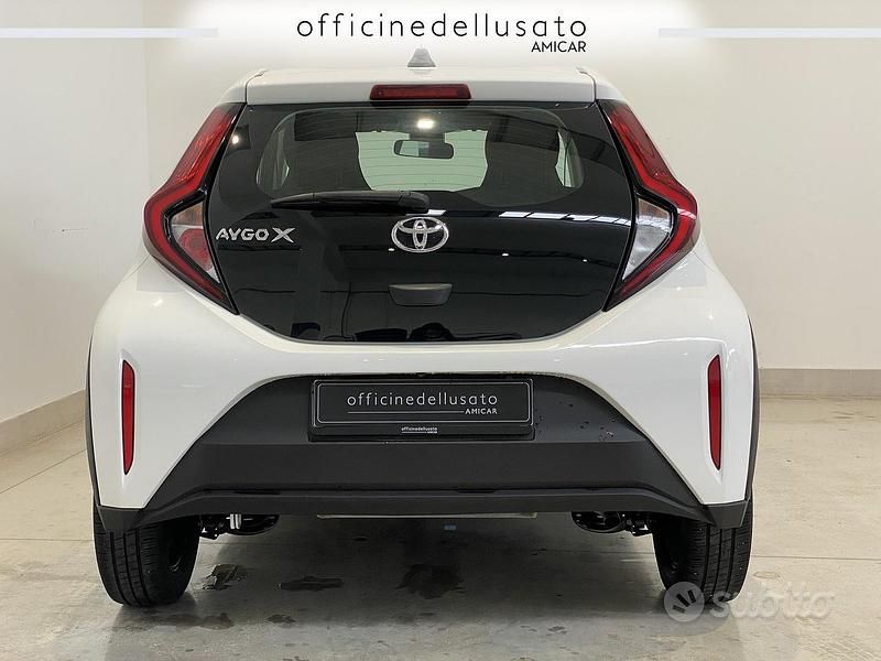 Begagnad Toyota Aygo X Active 72 HK (52 kW) 2023 Other SUV