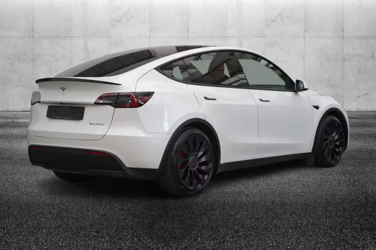 Usata Tesla Model Y Performance 155 kW (211 CV) 2022 Bianco SUV