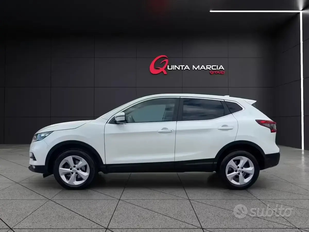 Usata Nissan Qashqai 131 CV (96 kW) 2018 Bianco SUV