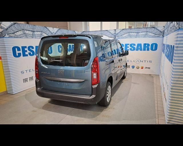 Nuova Fiat Doblò 131 CV (96 kW) 2025 Blu volare Monovolume