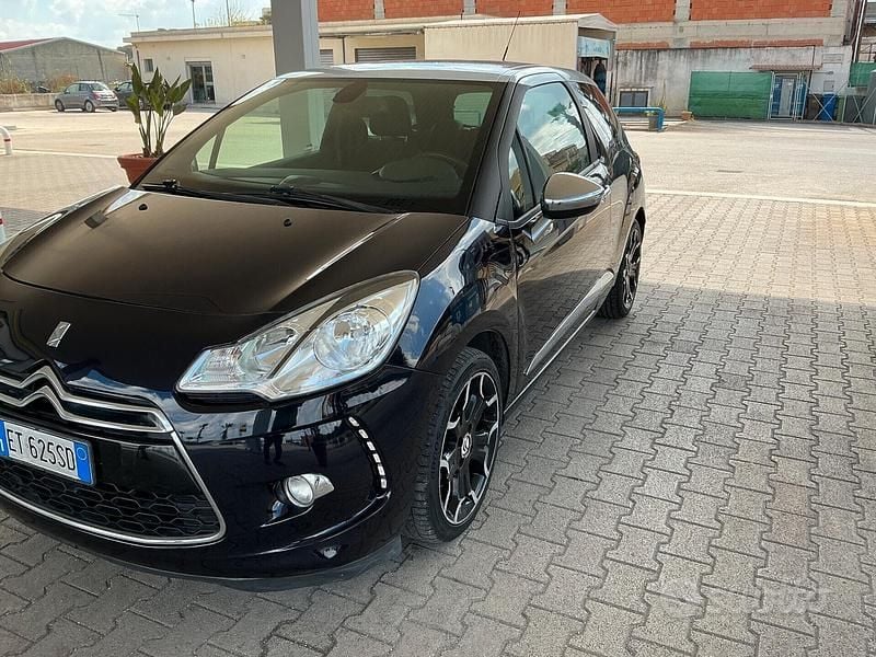 Usata Citroën DS3 Sport Chic 92 CV (67 kW) 2014 Blu Coupé