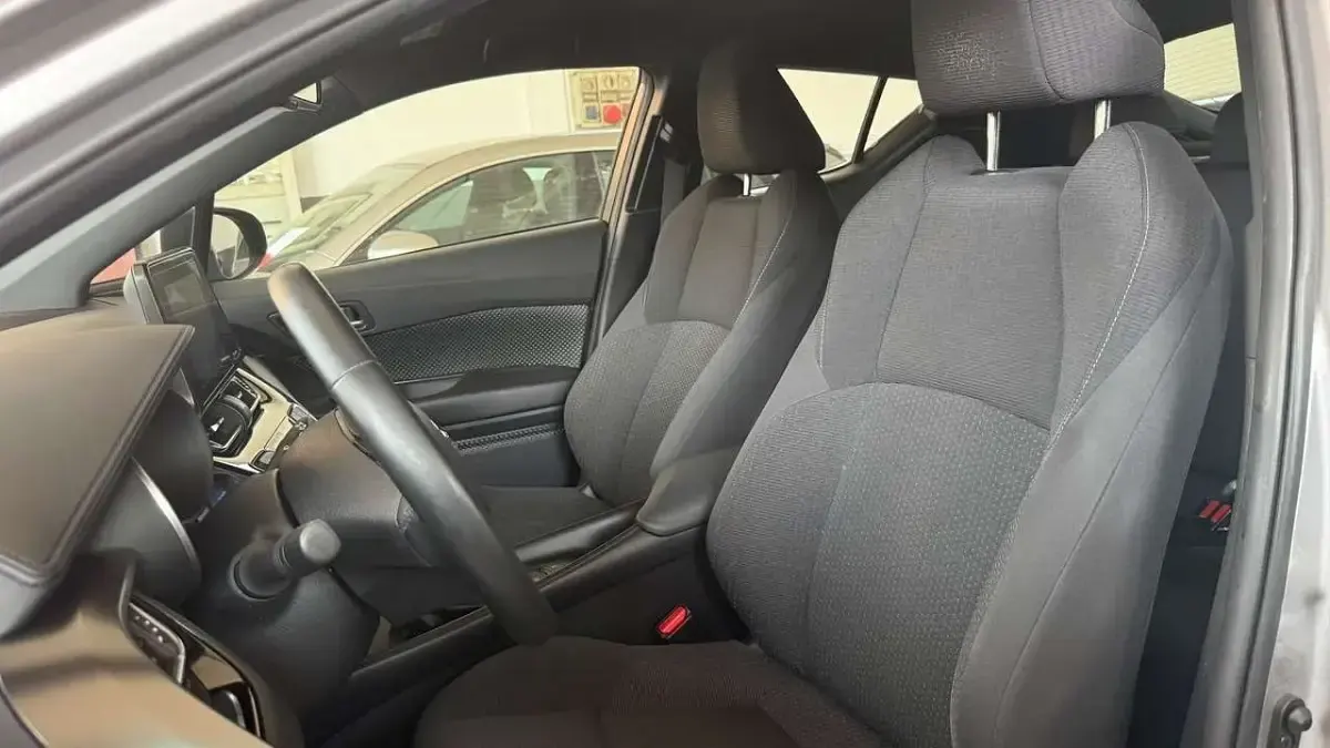 Usata Toyota C-HR Trend 98 CV (72 kW) 2018 Grigio SUV