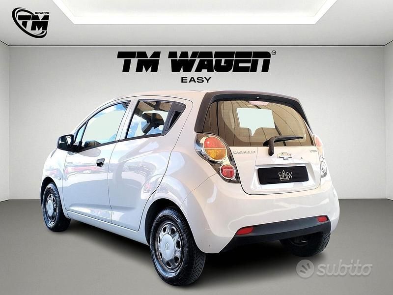 Begagnad Chevrolet Spark LS 68 HK (50 kW) 2012 Vit Halvkombi