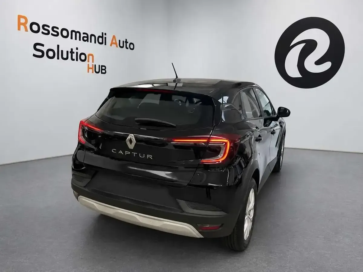 Begagnad Renault Captur Equilibre 90 HK (66 kW) 2022 Other SUV