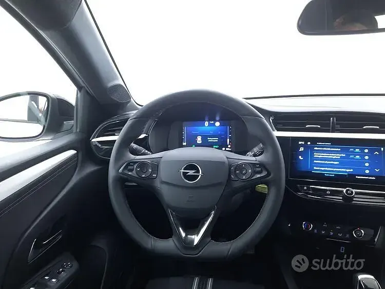 Usata Opel Corsa 101 CV (74 kW) 2025 Bianco Utilitaria