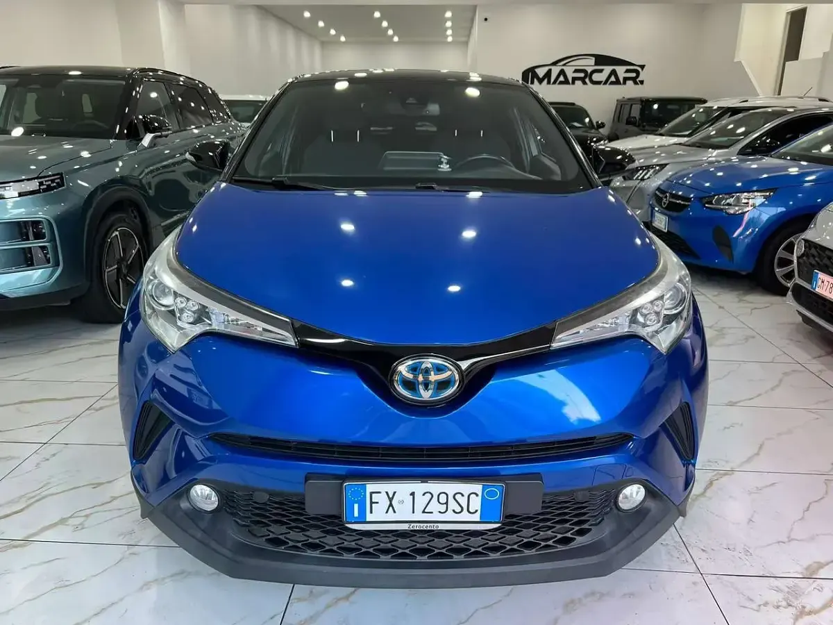 Usata Toyota C-HR Trend 98 CV (72 kW) 2019 Blu/azzurro SUV