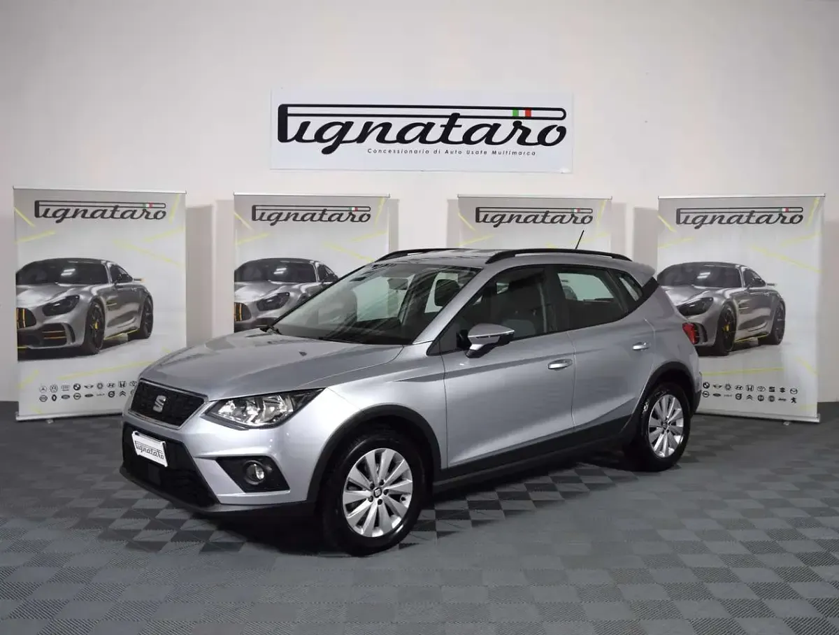 Usata Seat Arona Style 95 CV (69 kW) 2020 Grigio SUV
