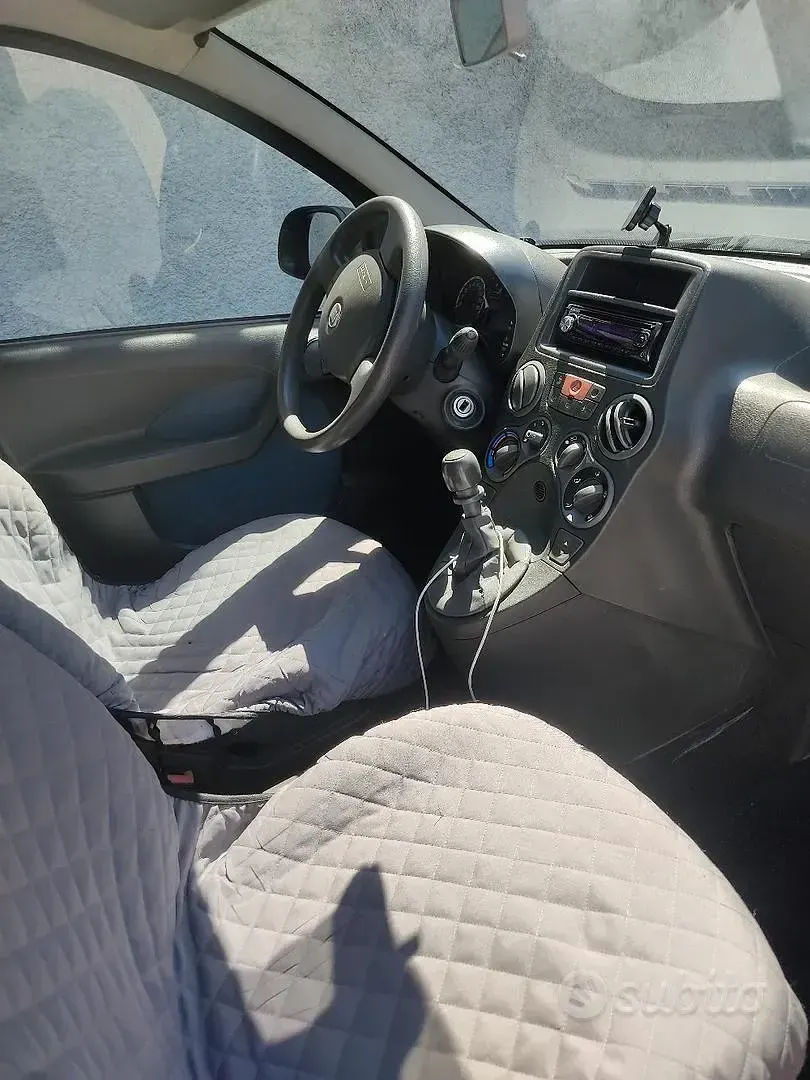 Usata Fiat Panda 60 CV (44 kW) 2010 Grigio Utilitaria