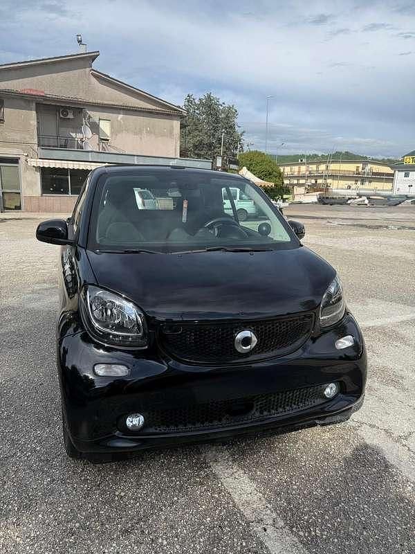 Usata Smart ForTwo Cabrio Passion 90 CV (66 kW) 2019 Nero Cabrio