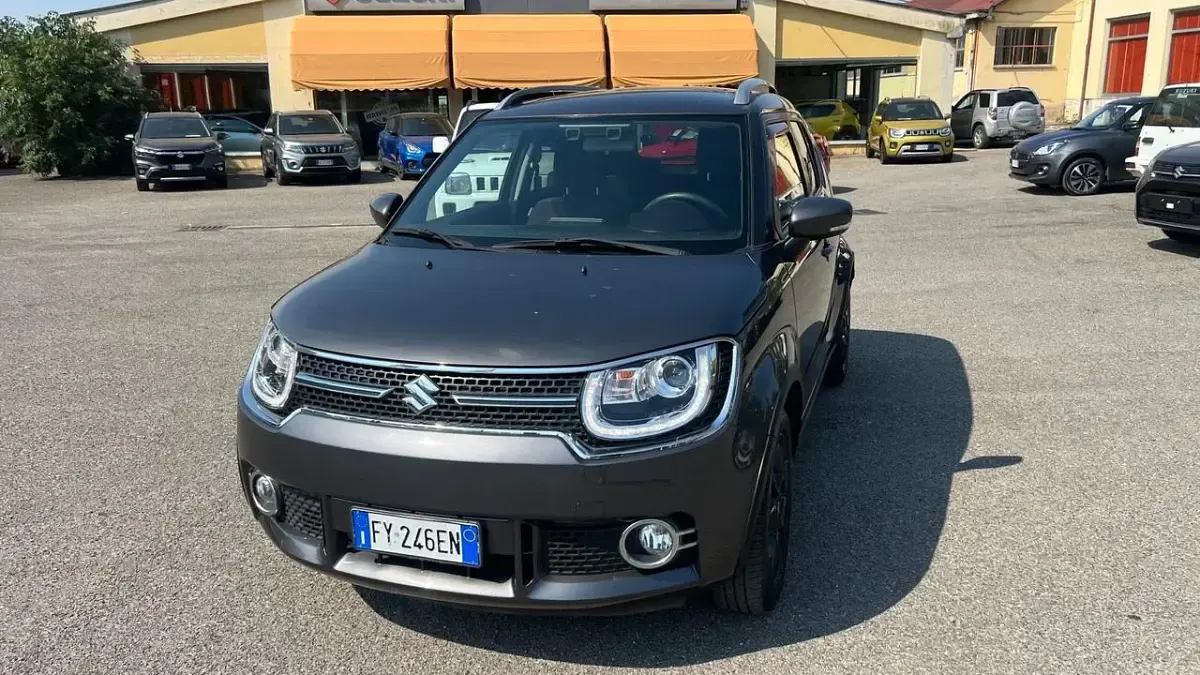 Usata Suzuki Ignis 90 CV (66 kW) 2019 Grigio SUV