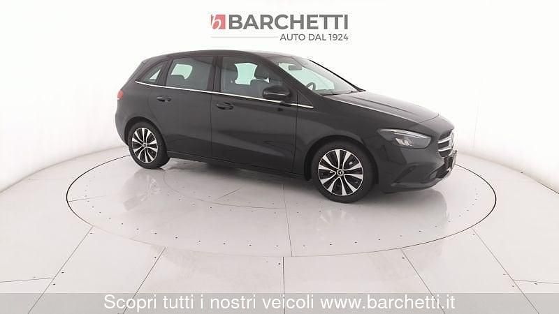 Usata Mercedes 180 Business 116 CV (85 kW) 2022 Nero Berlina