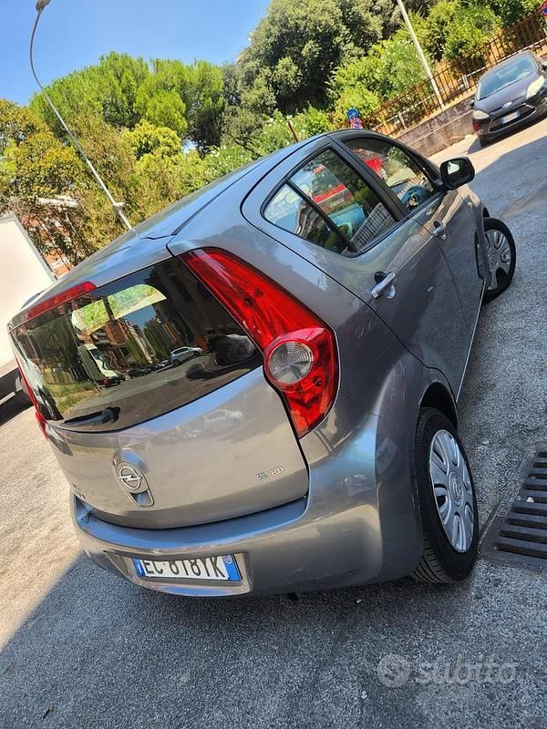 Usata Opel Agila 86 CV (63 kW) 2010 Marrone Utilitaria